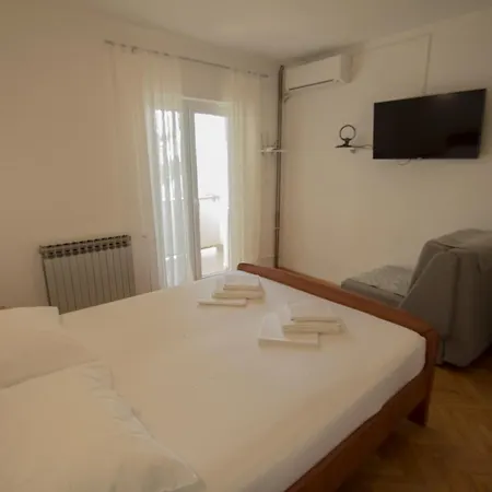 Apartmán Josip 2 *