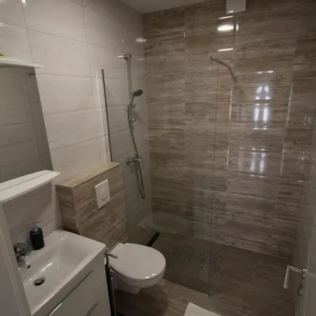 Josip 2 Apartamento *
