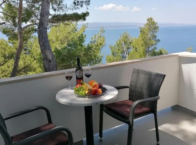 Apartamento Josip 2 *